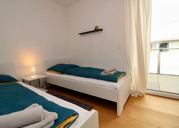 דירה Modern Balcony With Free Parking